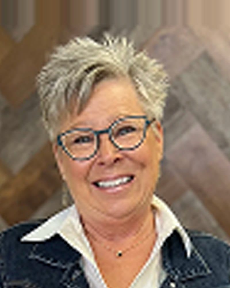 Barb deWaard